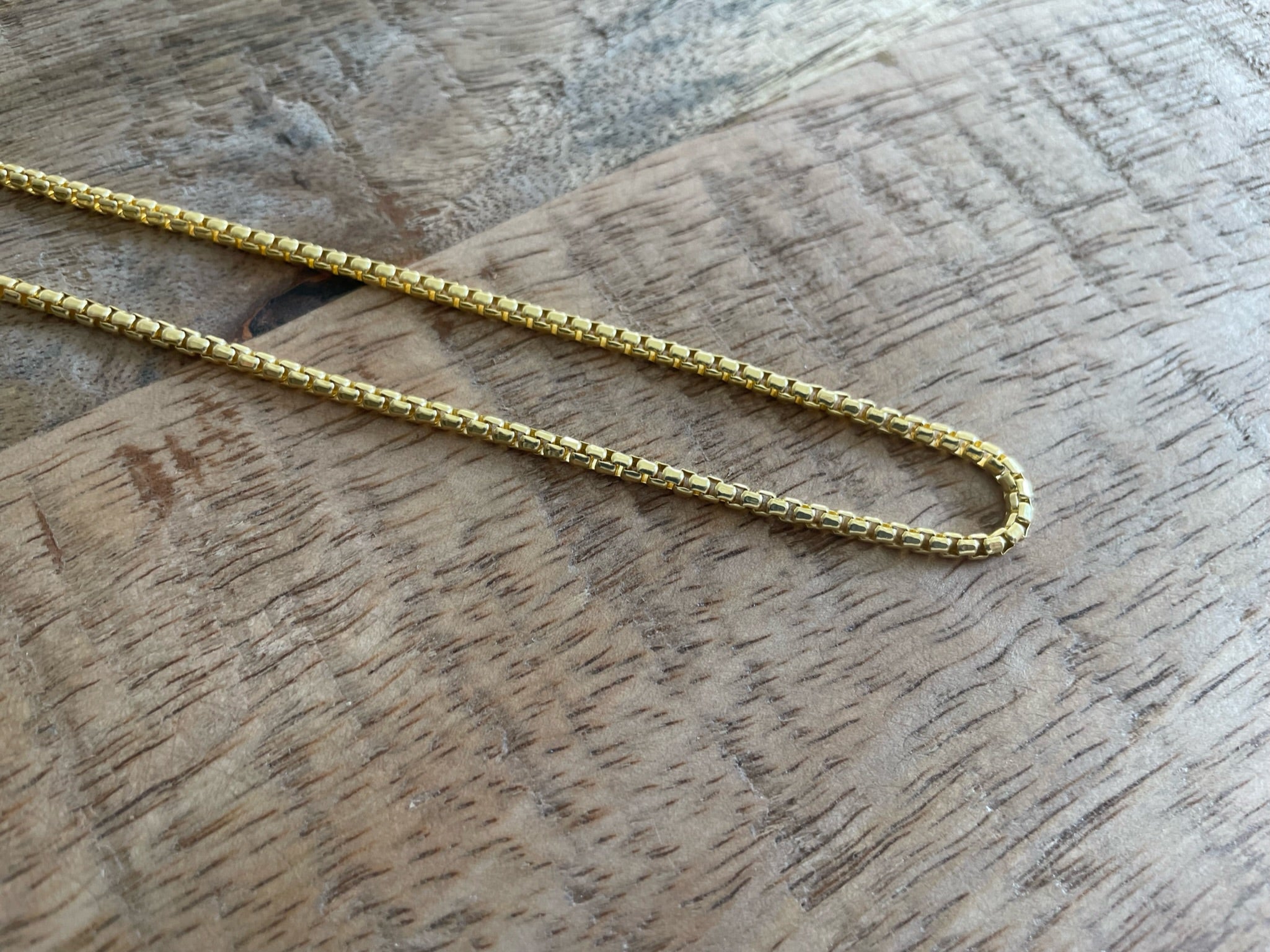 Gold Round Box Chain